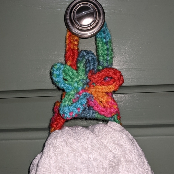 🌈NEW🏳️‍🌈 Set of 2 Crochet Hand Towel Holders HANDCRAFTED - Picture 5 of 6